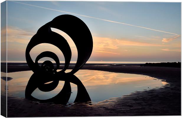 Sunset Mary's Shell at Cleveleys Canvas Print by Gary Kenyon