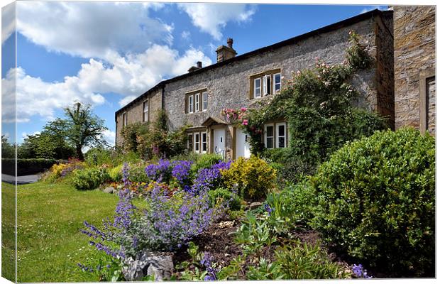 English Country Cottage Canvas Print by Gary Kenyon