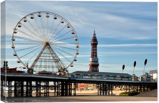 Big Wheel Central Pier Blackpool Canvas Print by Gary Kenyon