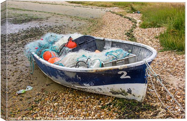 Old fishing boat Canvas Print by Thanet Photos