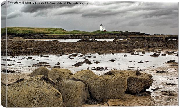Elie Lighthouse on the rocks Canvas Print by Thanet Photos