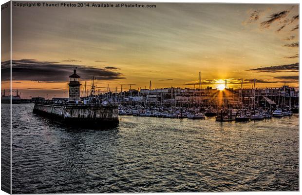  Harbour sunset Canvas Print by Thanet Photos