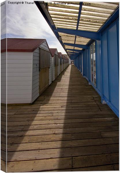  Straight lines and angles Canvas Print by Thanet Photos