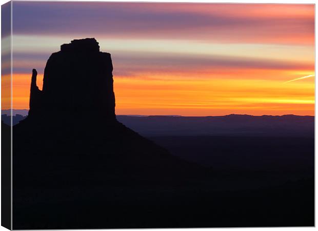 Sunrise at Monument Valley Canvas Print by Lois Eley