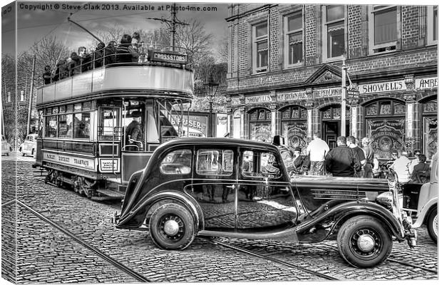 Paisley District Tram - Black and White Canvas Print by Steve H Clark