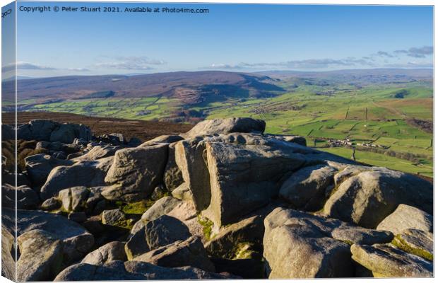 on the summitof Simon Seat in the Yorkshire Dales Canvas Print by Peter Stuart