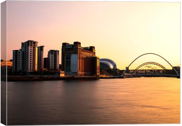  Golden Glow over the Tyne Canvas Print by Helen Holmes