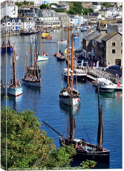 Luggers at Looe in Cornwall Canvas Print by Rosie Spooner