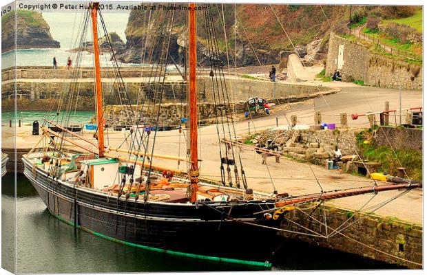  Charlestown And The Bessie Ellen Canvas Print by Peter F Hunt