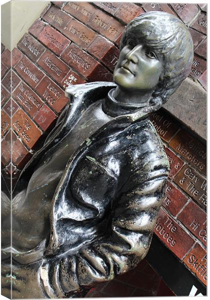 John Lennon statue Canvas Print by phillip murphy