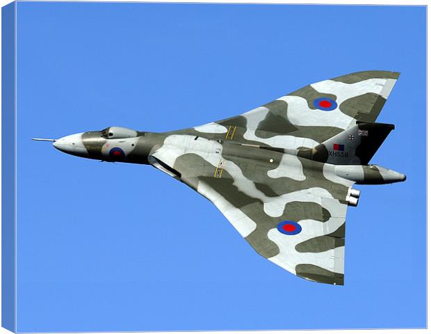 XH558 at the Windermere Airshow. Canvas Print by Ken Patterson
