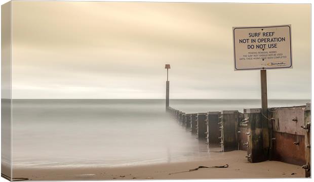 Majestic Boscombe Surf Reef Canvas Print by Daniel Rose