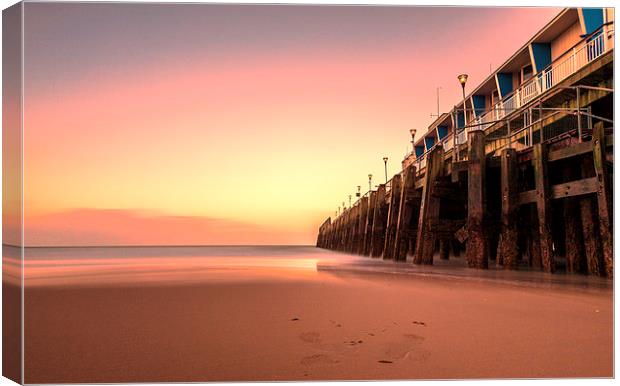 Tranquil Sunset at Bournemouth Pier Canvas Print by Daniel Rose