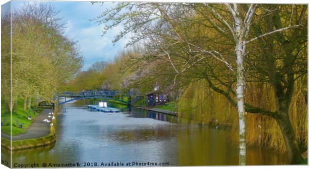 Hythe Royal Military Canal Canvas Print by Antoinette B