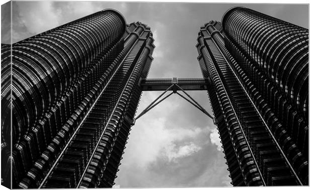 Petronas Twin Towers Canvas Print by colin chalkley