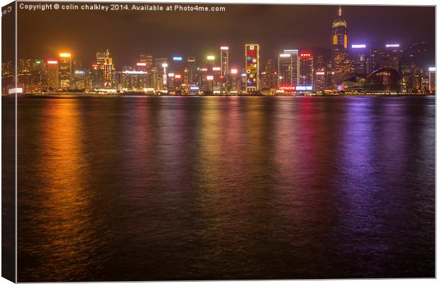 Victoria Harbour by night Canvas Print by colin chalkley