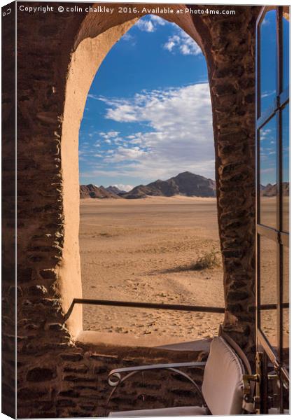 View on to the Namib Desert from Le Mirage Resort Canvas Print by colin chalkley