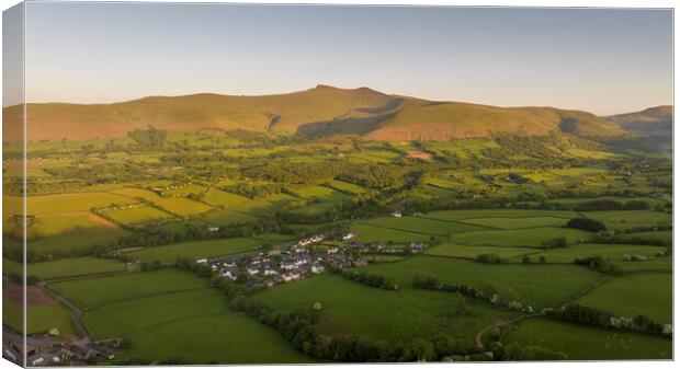 Brecon Beacons National Park Canvas Print by Leighton Collins