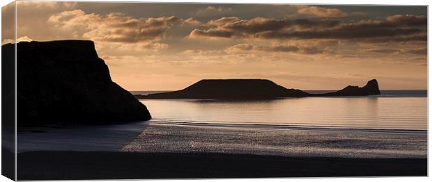  Rhossili bay and Worm's head on the Gower peninsu Canvas Print by Leighton Collins