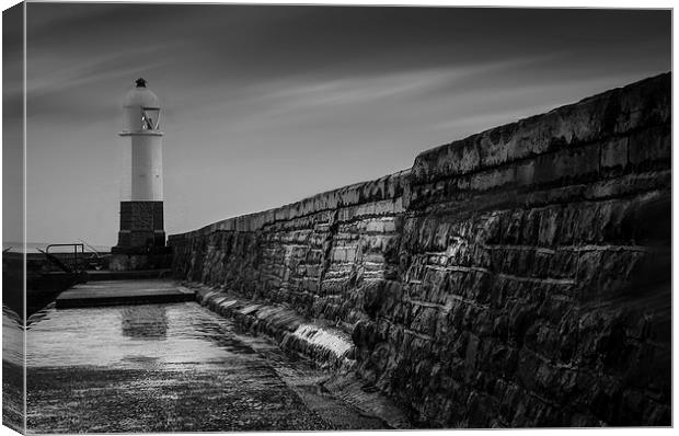 Porthcawl lighthouse Canvas Print by Leighton Collins