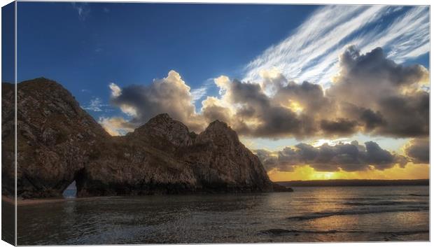 Monolithic Three Cliffs rock face Canvas Print by Leighton Collins