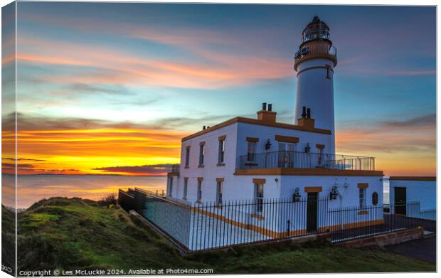 Turnberry Lighthouse Ayrshire Scotland Canvas Print by Les McLuckie