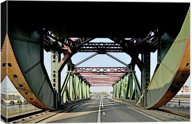 A Bascule Bridge in Birkenhead UK Canvas Print by Frank Irwin