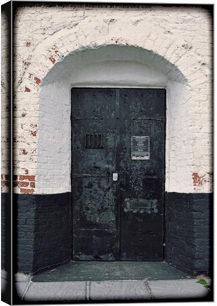  The old Leasowe Lighthouse doorway (Grunged) Canvas Print by Frank Irwin