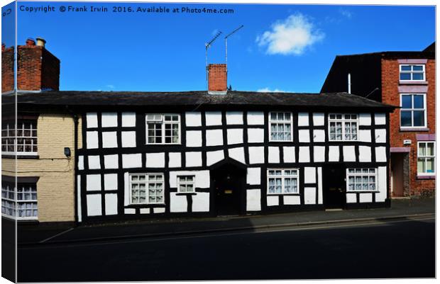 Old house in Whitchurch Canvas Print by Frank Irwin