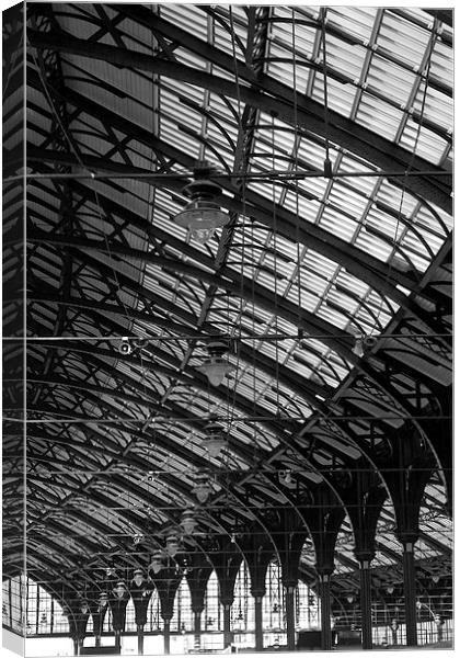 Brighton Station Canvas Print by Richard Cooper-Knight