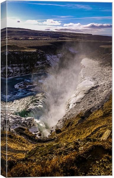 Gullfoss Canvas Print by Laura Kenny