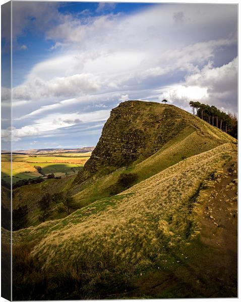Back Tor Castleton Canvas Print by Laura Kenny