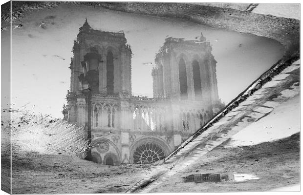 Notre Dame Reflection Canvas Print by Richard Cruttwell