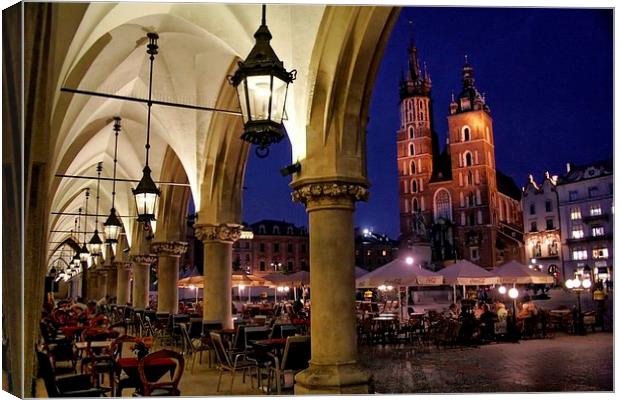 Rynek Glowny Canvas Print by Richard Cruttwell