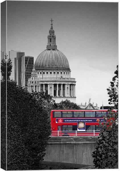 Bus and St Pauls Cathedral Canvas Print by Scott Anderson