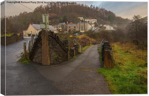 Garw Valley Cycle Path Canvas Print by Richard Parry