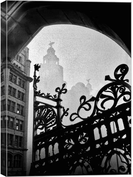 Liver Building,Liverpool. Canvas Print by Victor Burnside