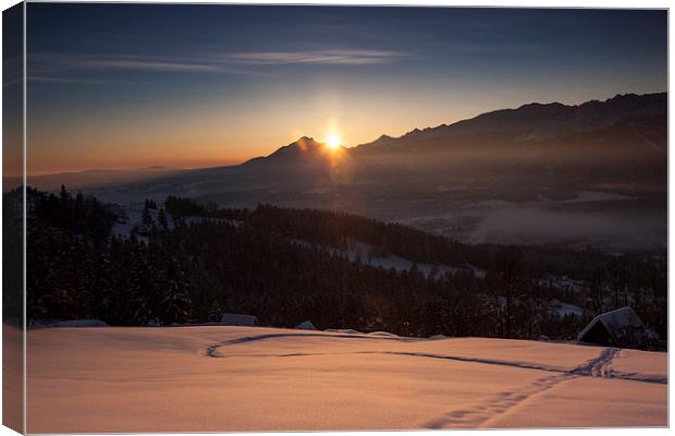 Winter sunset in mountains Canvas Print by Robert Parma