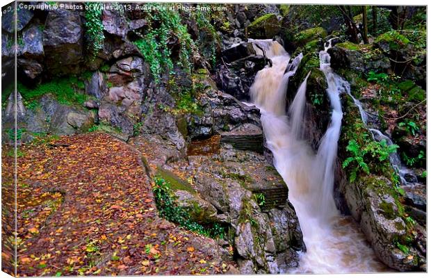 Sgydau Sychryd Canvas Print by Photos of Wales