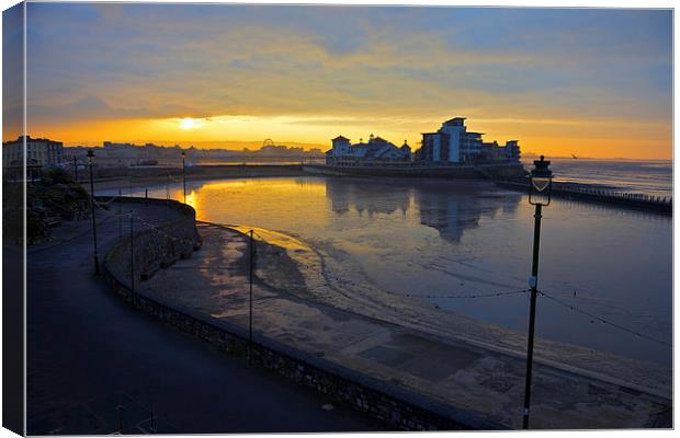Sunrise over WSM 2 Canvas Print by Jim O'Donnell