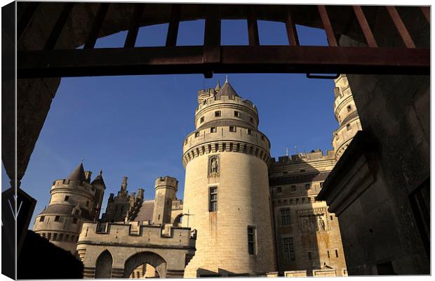 Chateau De Pierrefonds 2 Canvas Print by Jim O'Donnell