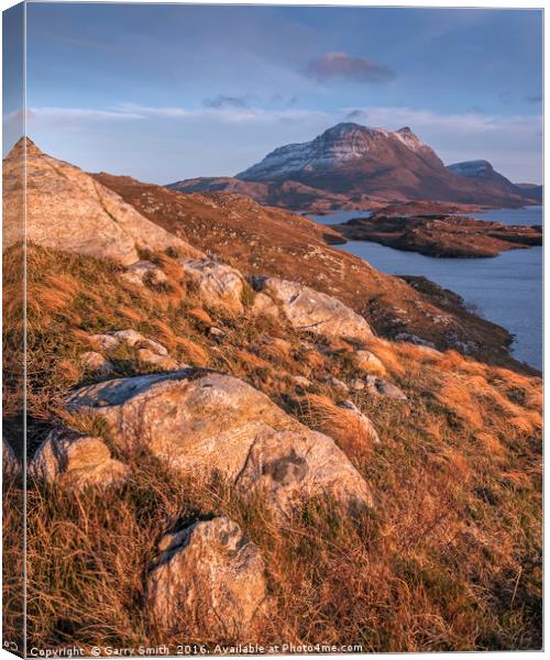 Fading Light on Cul Mor. Canvas Print by Garry Smith