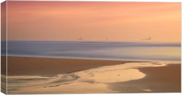 Sunrise, Aberdeen Beach Canvas Print by Mike Stephen