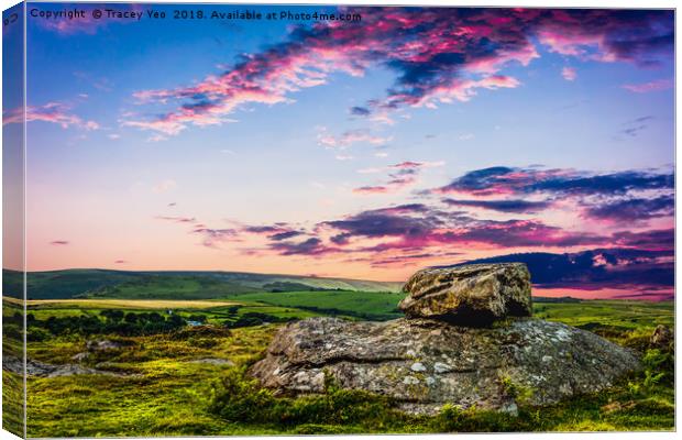  Sunset Over Dartmoor. Canvas Print by Tracey Yeo