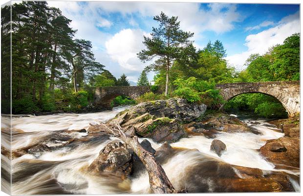 Falls of Dochart Canvas Print by Kevin Ainslie
