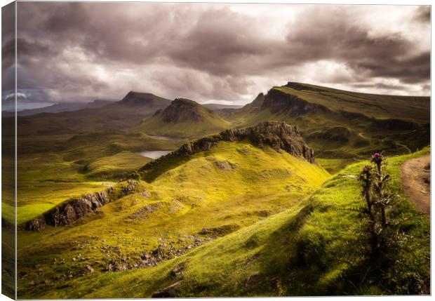 Walking the Quiraing Canvas Print by Kevin Ainslie