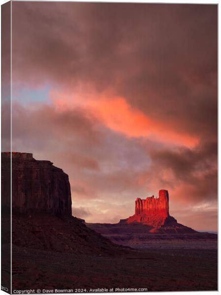 Sunset in Monument Valley Canvas Print by Dave Bowman