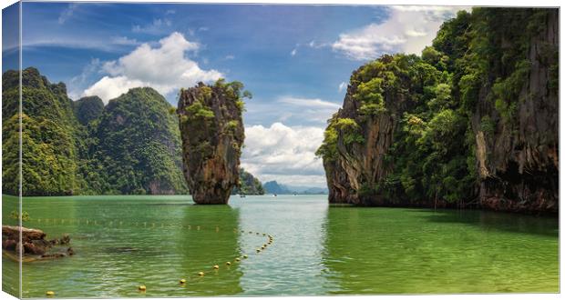 James Bond Island, Phuket, Thailand Canvas Print by John Ly