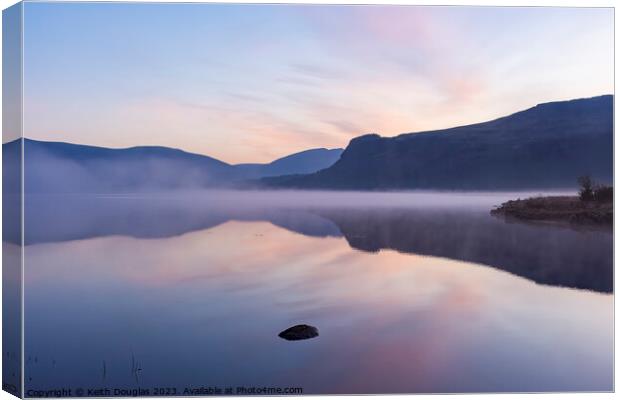Early morning mist on Derwent Water Canvas Print by Keith Douglas