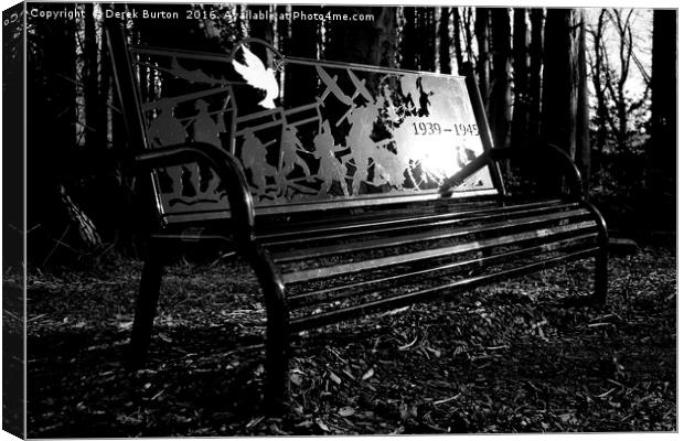 World War Memorial Bench Canvas Print by Derek Burton